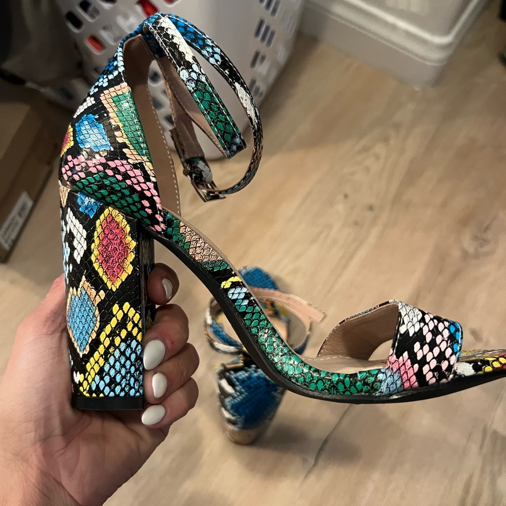 Super cute Shein heels. Never worn. Size 7.